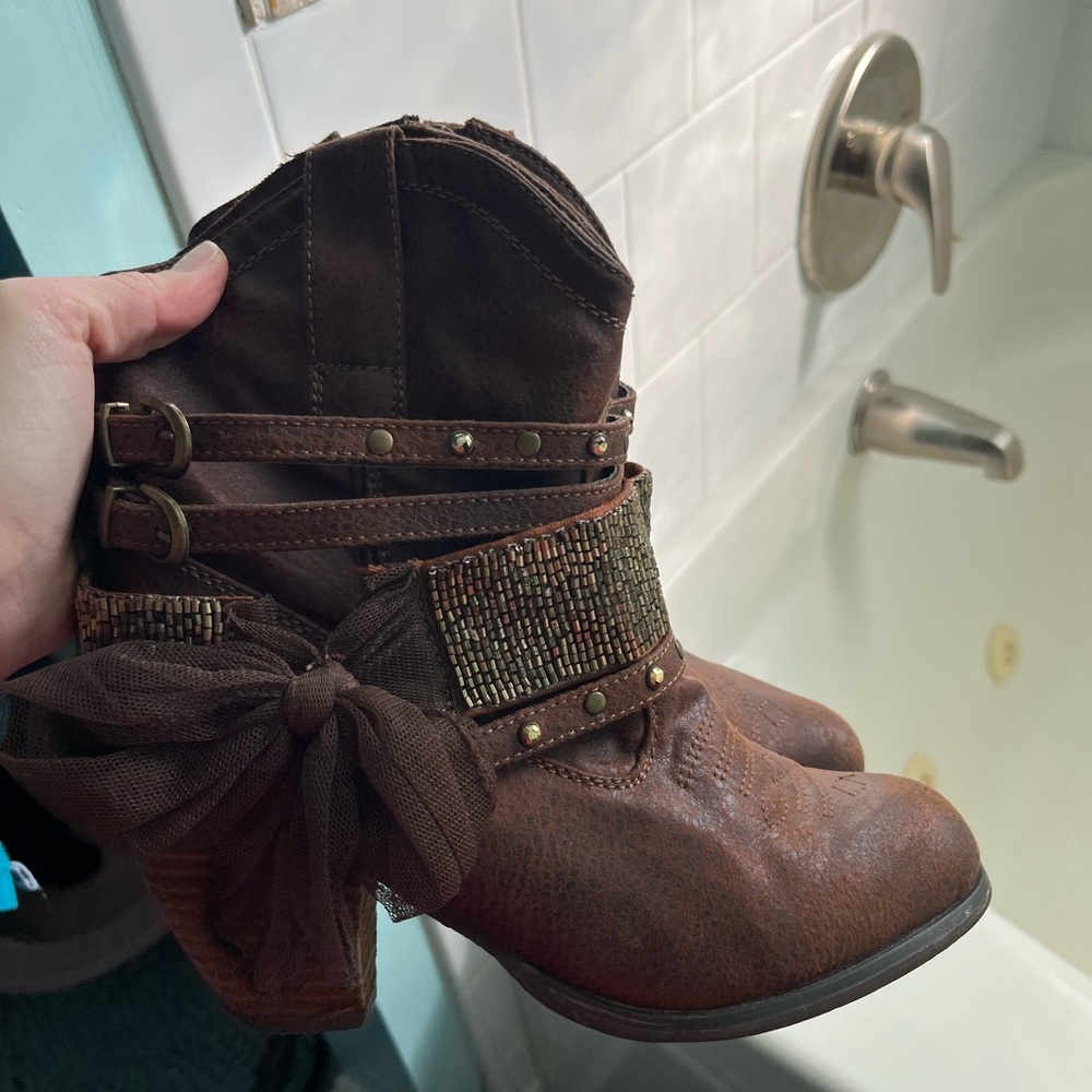 cowgirl boots